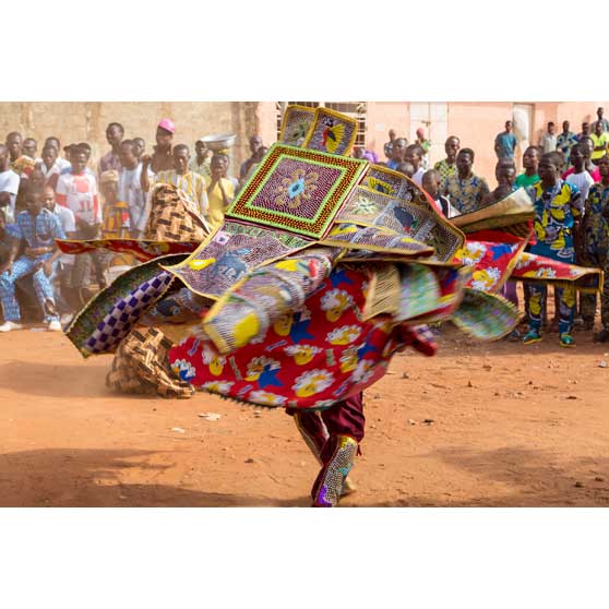 Romuald Hazoumè, Roi d'argent, 2014, RH029