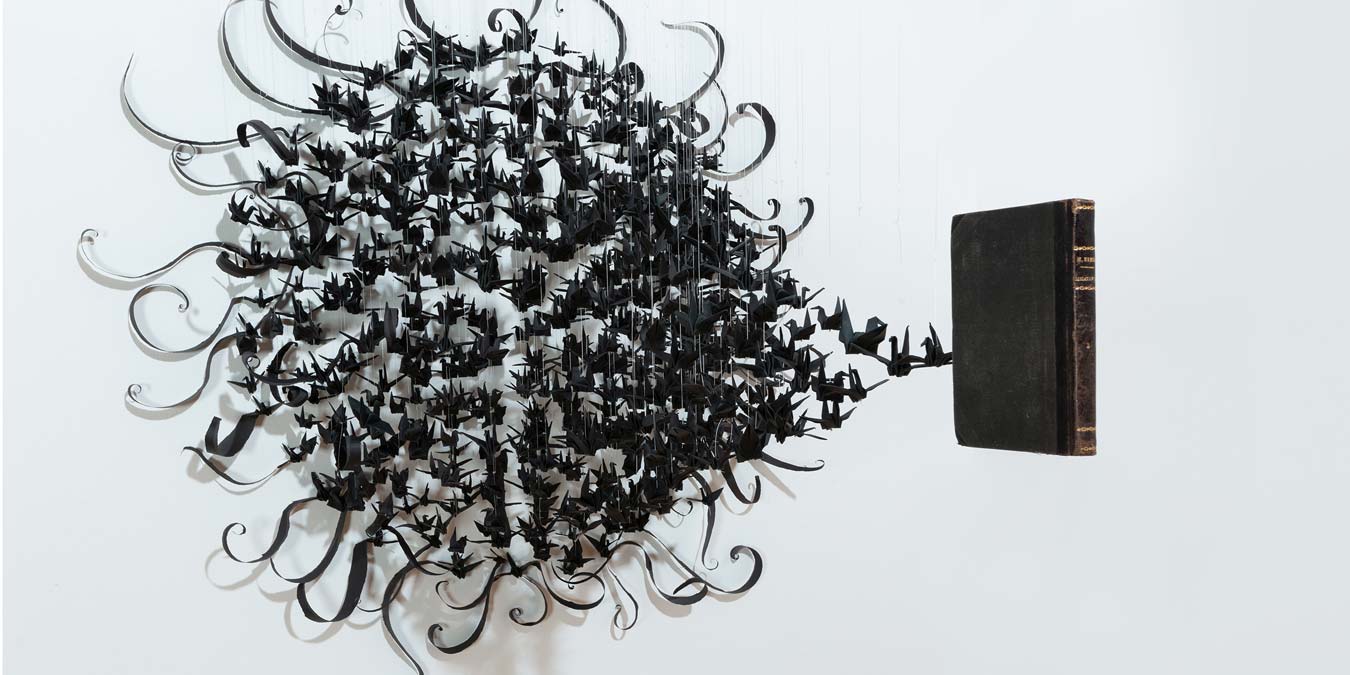 Jukhee Kwon, Meditation, 2022. Book and jeong-i jeobgi with black paper, 80 x 80 x 150 cm.