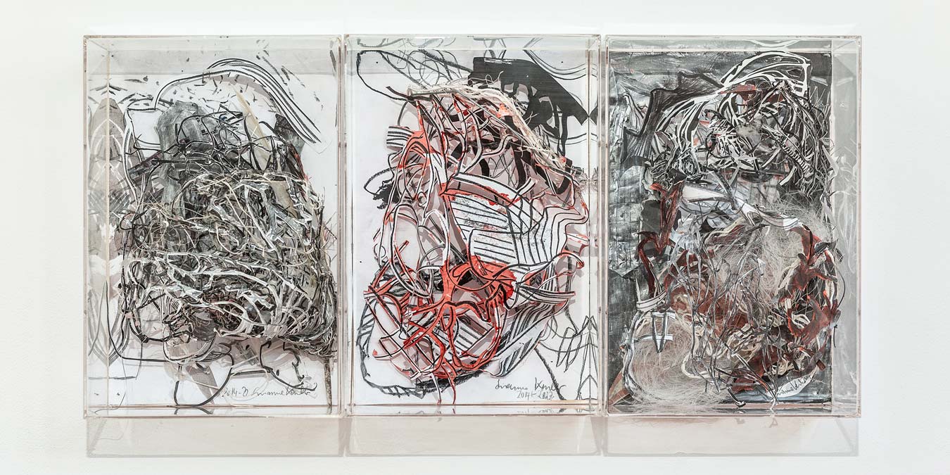 Susanne Kessler, Triptych Synaptic Drawing, 2014. Mixed media, paper, canvas, string, wire, netting, graphite, ink, 37 x 74 cm.